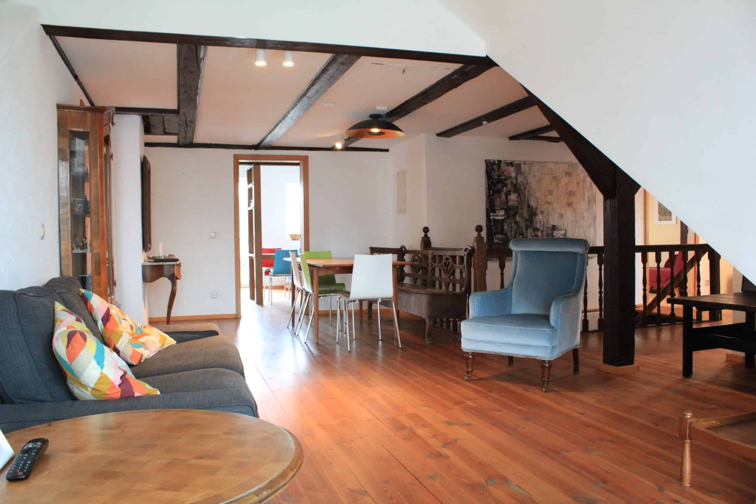 Ammersee Ferienwohnungen H7-Street Wohn- Esszimmer
